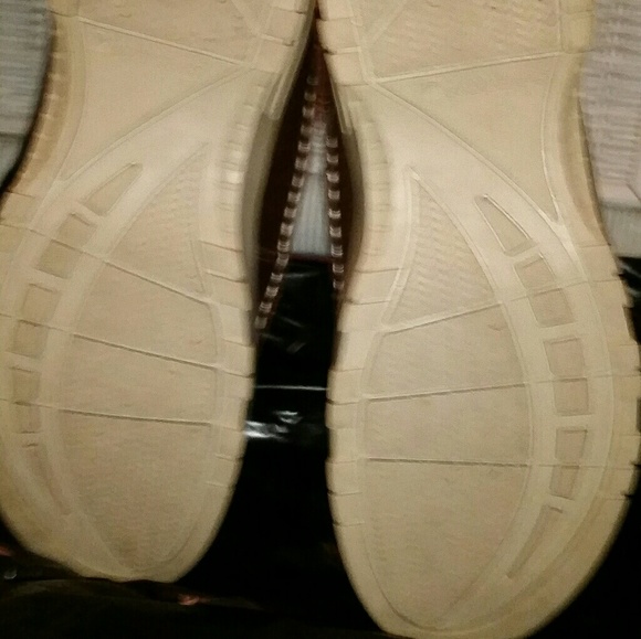 Boots - Picture 4 of 4